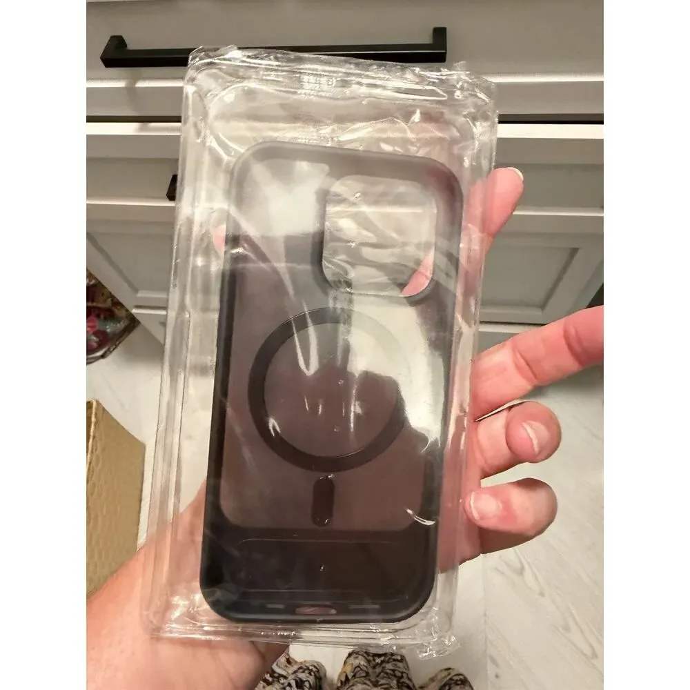 shockproof iphone case 14 Pro Max 6.1” Black Mag